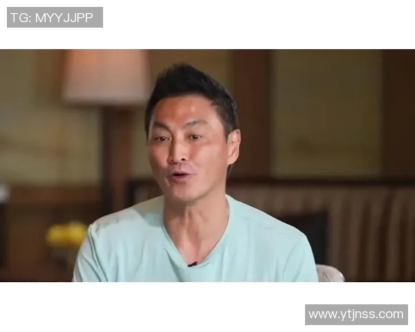 何家劲足球明星的真实身份揭秘及其在足球界的影响力分析
